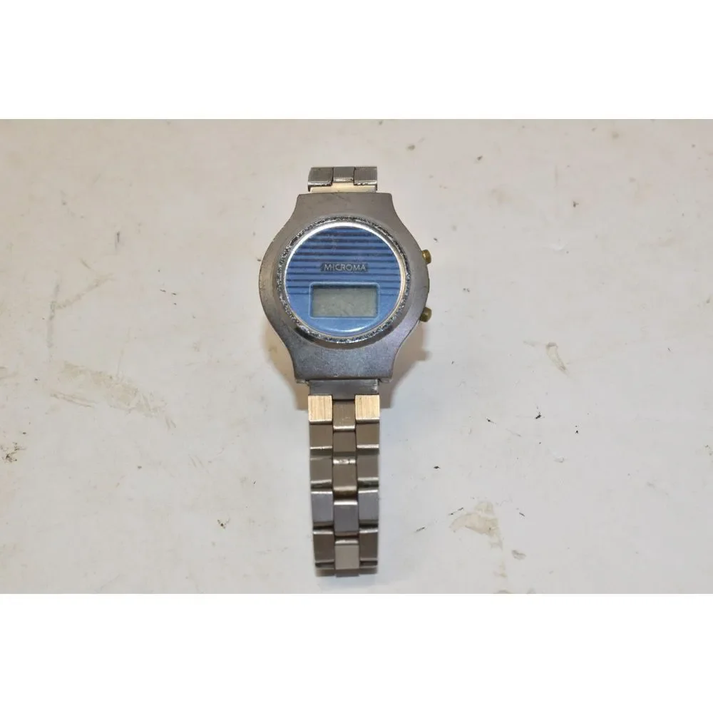 Microma Blue Horizon LCD Wristwatch‎ Stainless Steel Vintage